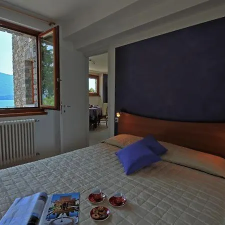 Apartment Sleeps 3 Pool